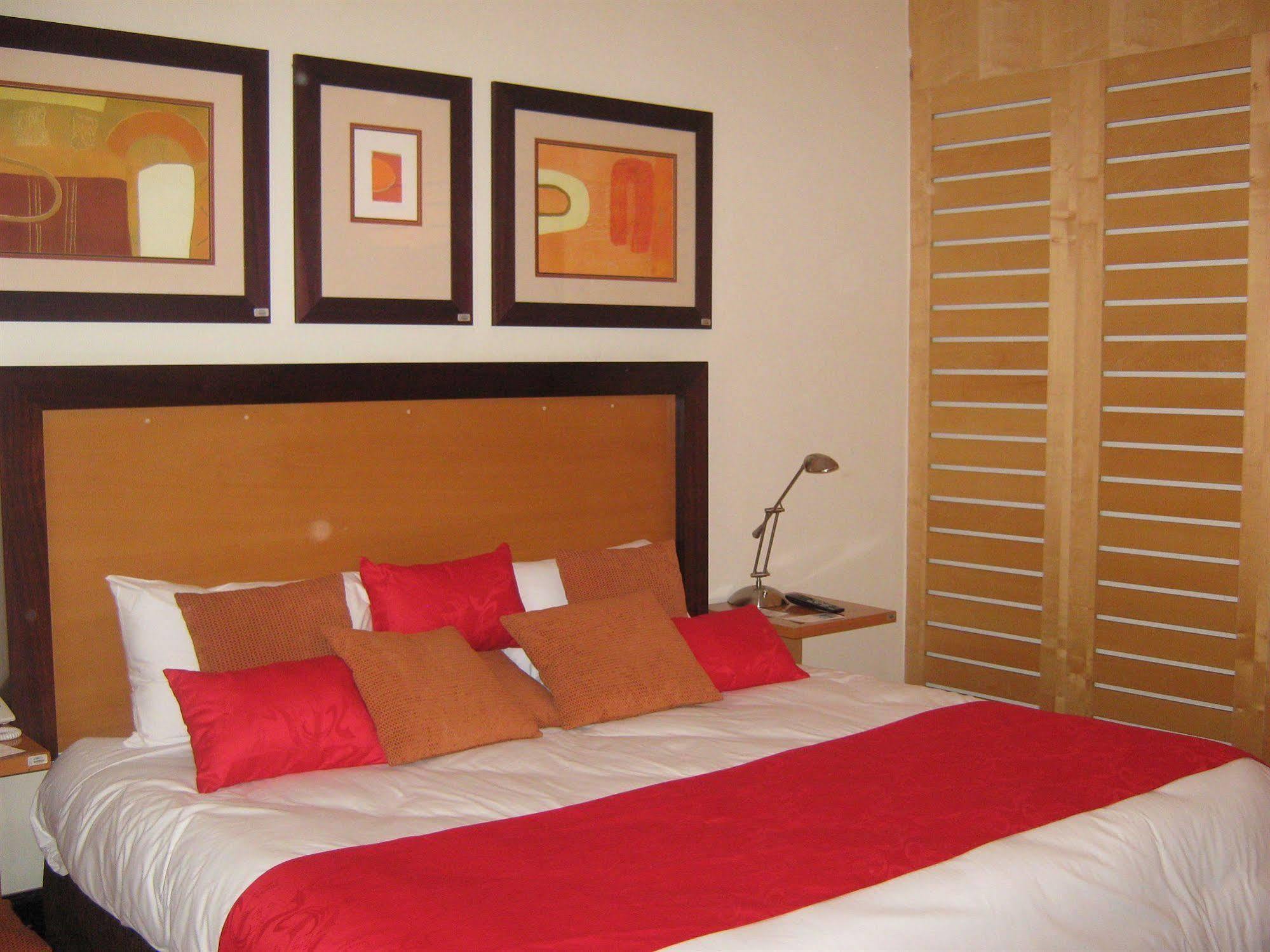 Marasa Umubano Hotel Kigali Exterior photo